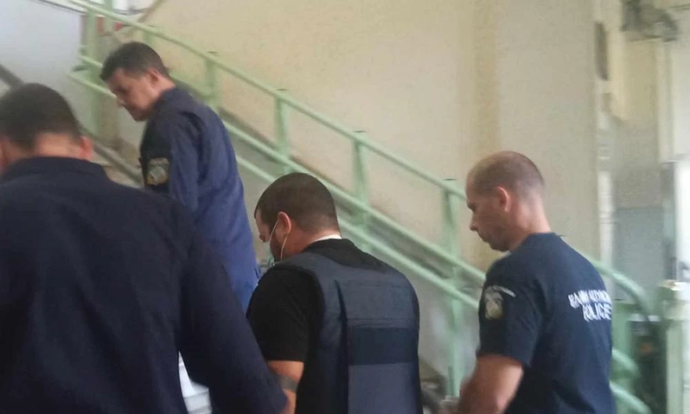 Ελεύθερος με απαγόρευση εξόδου από τη χώρα ο 33χρονος που παρέσυρε και σκότωσε το βρέφος στον Βόλο